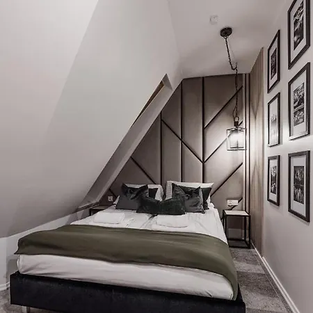 Goralska Antresola Z Widokiem Na Giewont Kościelisko