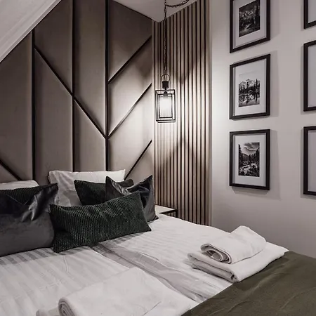 Goralska Antresola Z Widokiem Na Giewont *