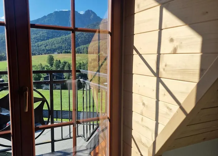 Goralska Antresola Z Widokiem Na Giewont Lägenhet *